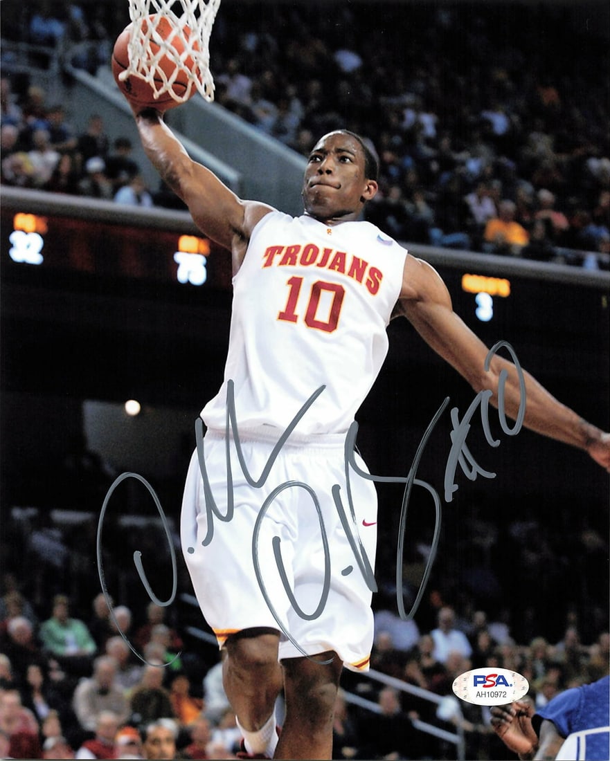 DeMar DeRozan Autographed 8x10 Photo PSA/DNA USC Trojans Spurs: DeMar DeRozan Autographed 8x10 Photo PSA/DNA USC Trojans Spurs This is a professionally printed 8x10 photograph featuring DeMar DeRozan, signed during his time at USC. The autograph has been authentic