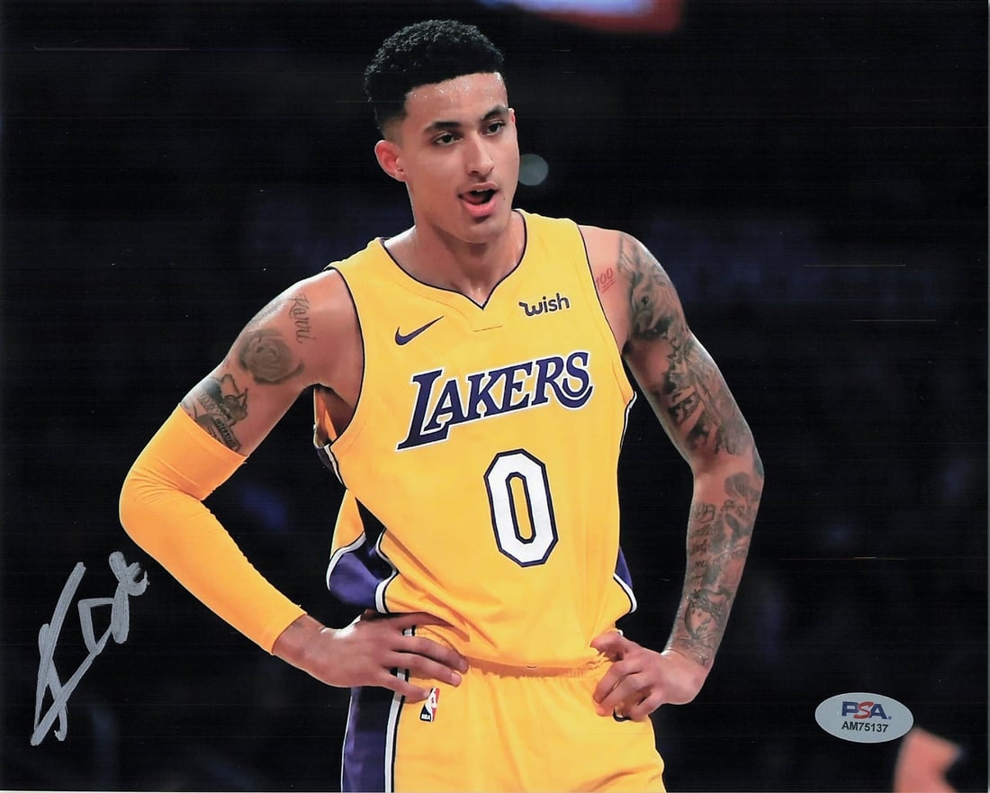 Kyle Kuzma Autographed 8x10 Photo PSA/DNA Los Angeles Lakers: Kyle Kuzma Autographed 8x10 Photo PSA/DNA Los Angeles Lakers This is a professionally printed 8x10 photograph featuring Kyle Kuzma of the Los Angeles Lakers, personally signed by the player. The autog