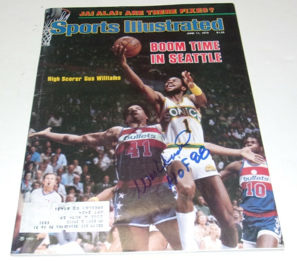 Signed Sports Illustrated Magazine Wes Unseld HOF 88 COA: Signed Sports Illustrated Magazine Wes Unseld HOF 88 COA This is an original Sports Illustrated magazine featuring a basketball theme, signed by Wes Unseld of the Washington Bullets. The item comes wi