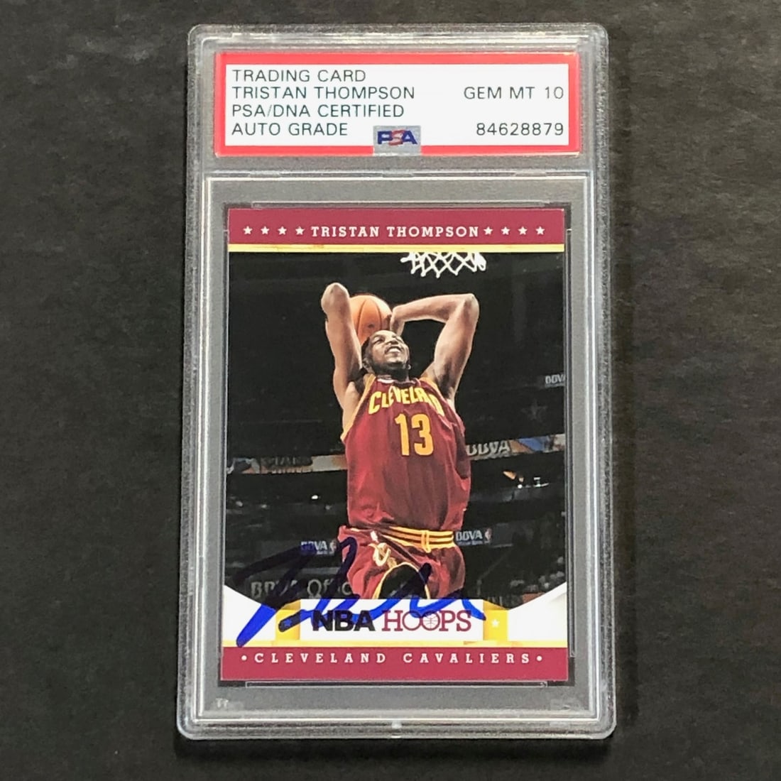 2012-13 NBA Hoops #226 Tristan Thompson Signed Card PSA/DNA Authenticated (1 of 2)