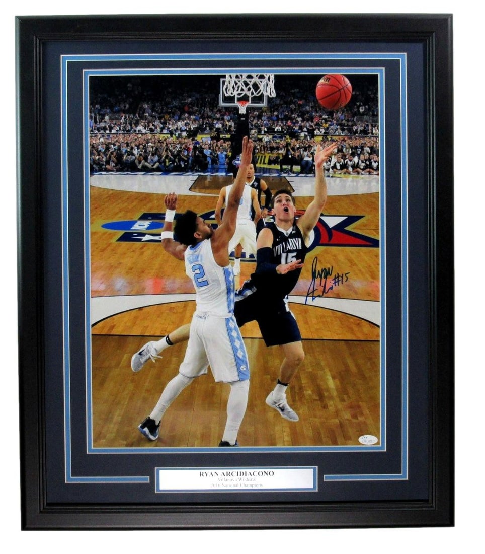 Ryan Arcidiacono Signed 16x20 Villanova Photo Framed JSA Authenticated: Ryan Arcidiacono Signed 16x20 Villanova Photo Framed JSA Authenticated This stunning 16x20 photo of Ryan Arcidiacono, featuring his autograph, is beautifully framed and perfect for any Villanova fan. 