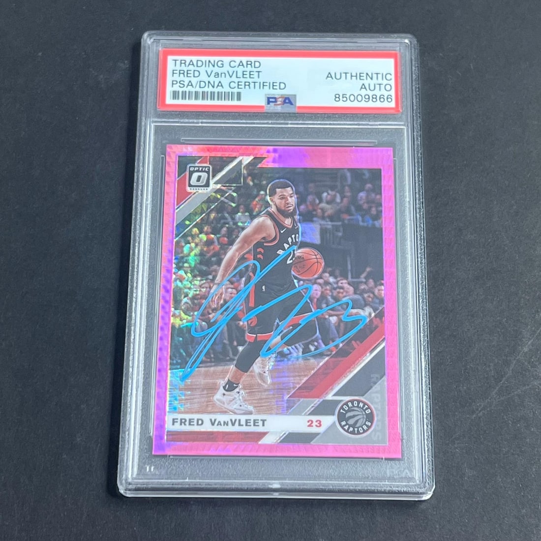 2019-20 Panini Donruss Fred VanVleet Signed Card PSA Authenticated Raptors: 2019-20 Panini Donruss Fred VanVleet Signed Card PSA Authenticated Raptors This collectible item features a 2019-20 Panini Donruss #9 card autographed by Fred VanVleet, a prominent player for the Toro
