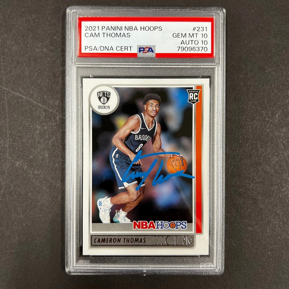 2021 Panini Hoops #231 Cameron Thomas Autographed Card PSA/DNA: 2021 Panini Hoops #231 Cameron Thomas Autographed Card PSA/DNA This is a 2021 Panini Hoops #231 trading card signed by Cameron Thomas. The autograph has been authenticated by PSA/DNA, ensuring its aut