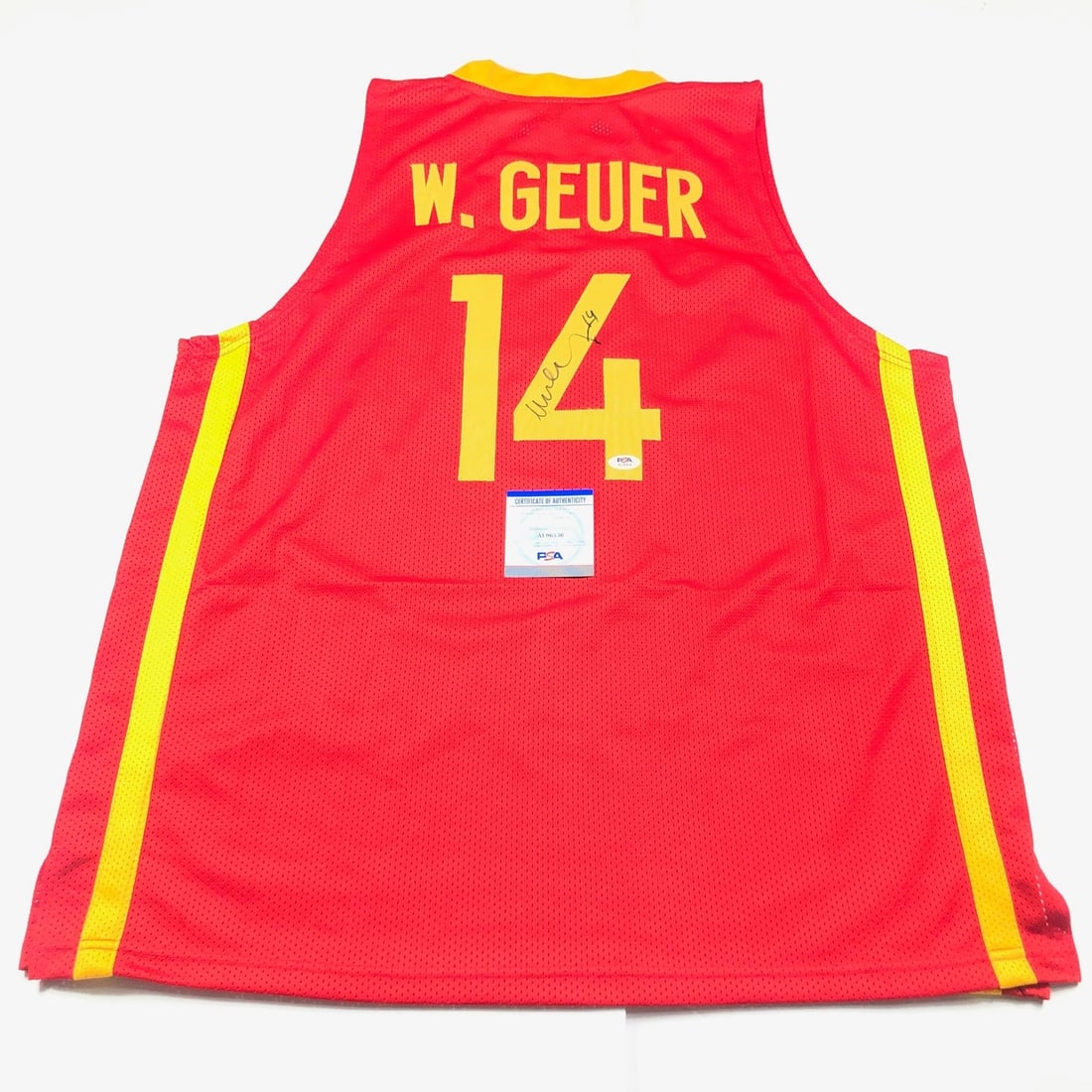 Willy Hernangomez Signed Jersey PSA/DNA New Orleans Pelicans Spain (1 of 2)
