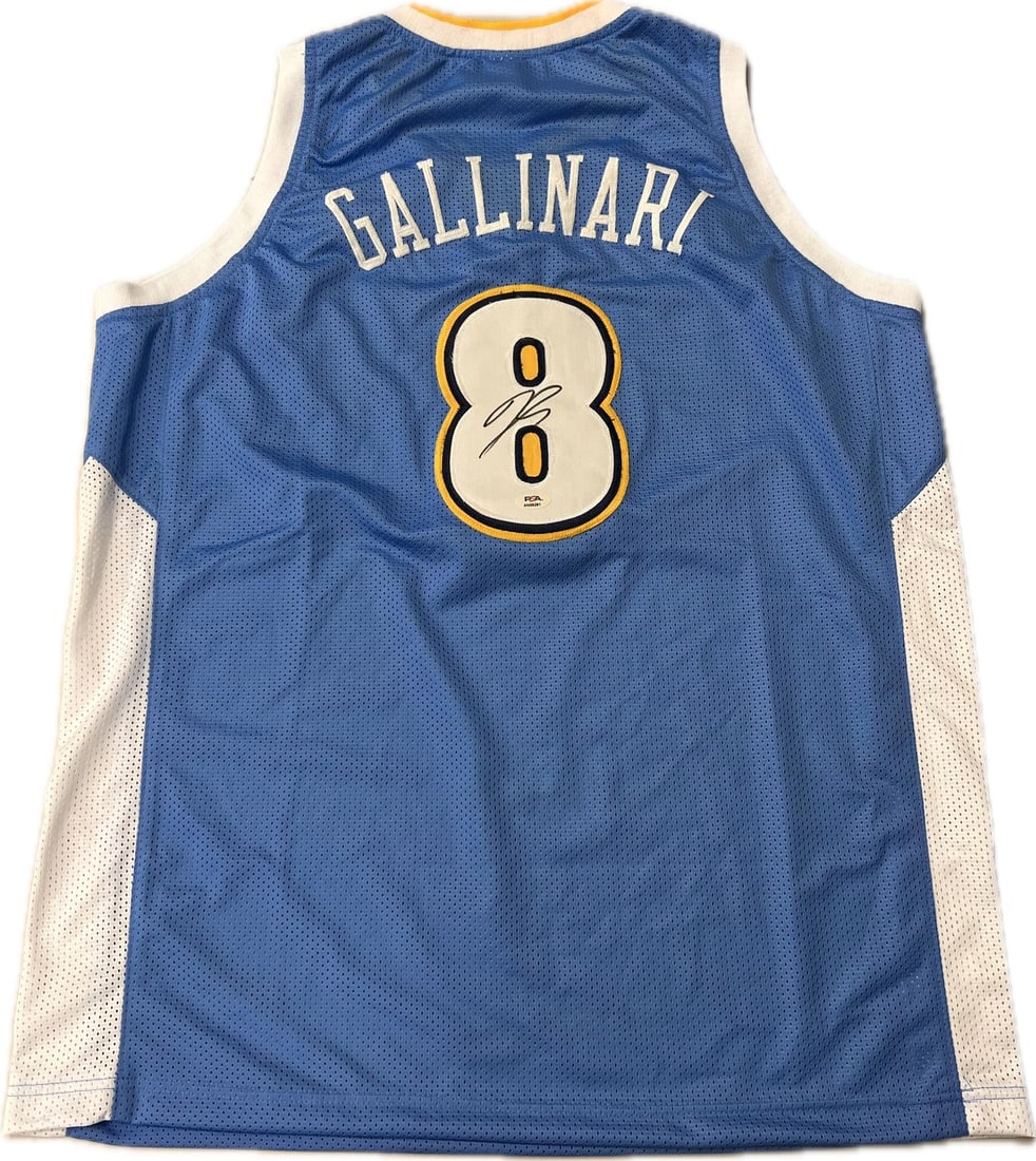 Danilo Gallinari Autographed Jersey PSA/DNA Denver Nuggets Collectible: Danilo Gallinari Autographed Jersey PSA/DNA Denver Nuggets Collectible This is a Denver Nuggets jersey autographed by Danilo Gallinari, a prominent player known for his contributions to the team. The 