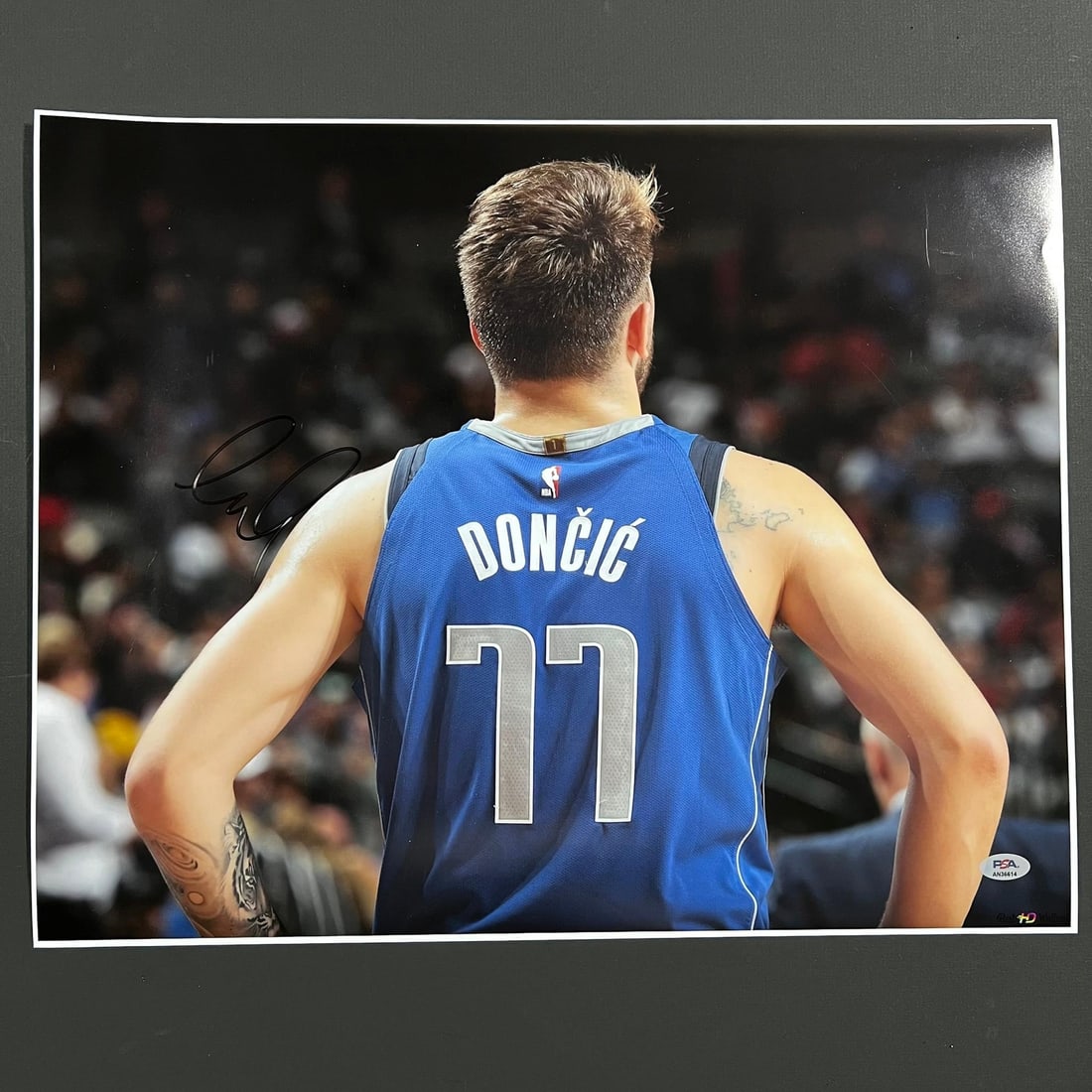 Luka Doncic Autographed 11x14 Photo PSA/DNA Dallas Mavericks: Luka Doncic Autographed 11x14 Photo PSA/DNA Dallas Mavericks Capture a piece of basketball history with this original 11x14 photograph of Luka Doncic, a standout player for the Dallas Mavericks. This 
