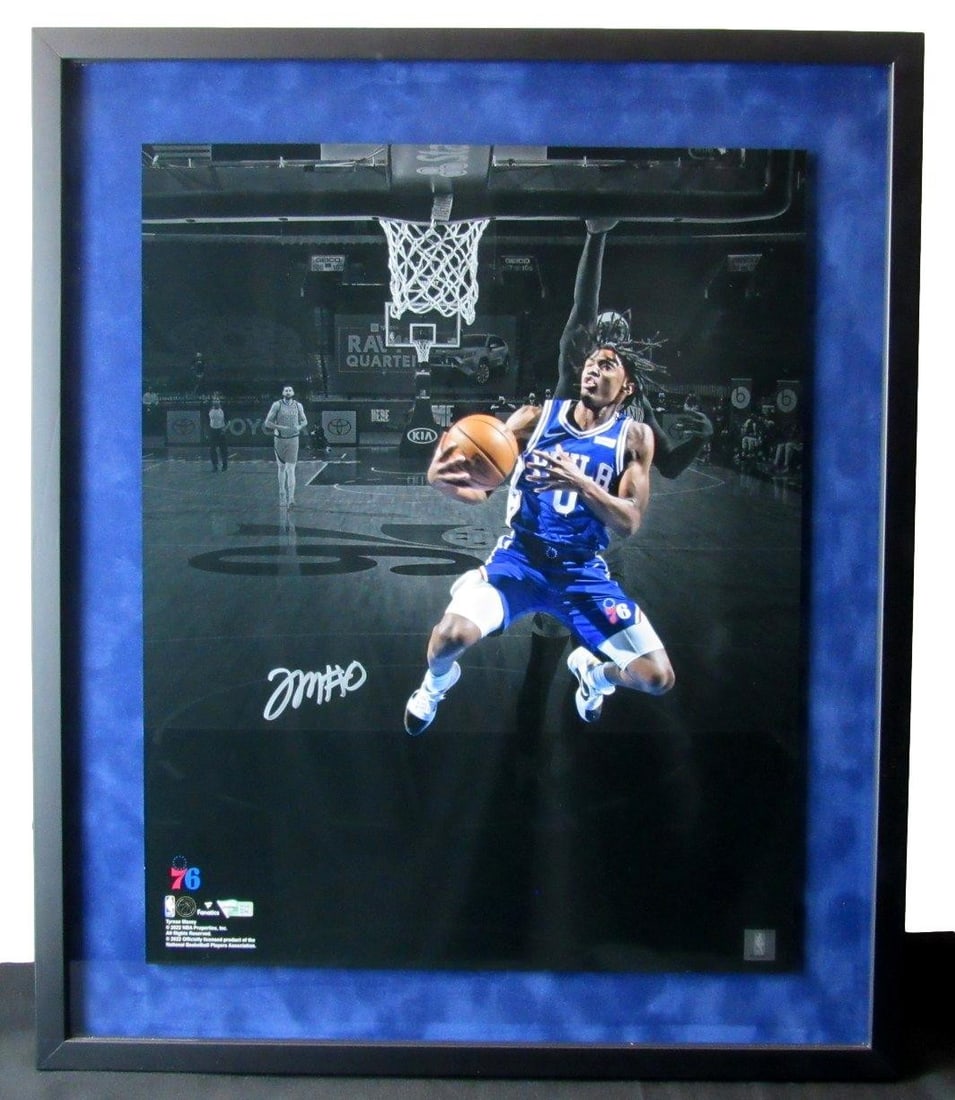 Framed 16x20 Tyrese Maxey Signed Photo with Fanatics Authentication: Framed 16x20 Tyrese Maxey Signed Photo with Fanatics Authentication This framed 16x20 photograph features the autograph of Tyrese Maxey from the Philadelphia 76ers. The item is authenticated by Fanati