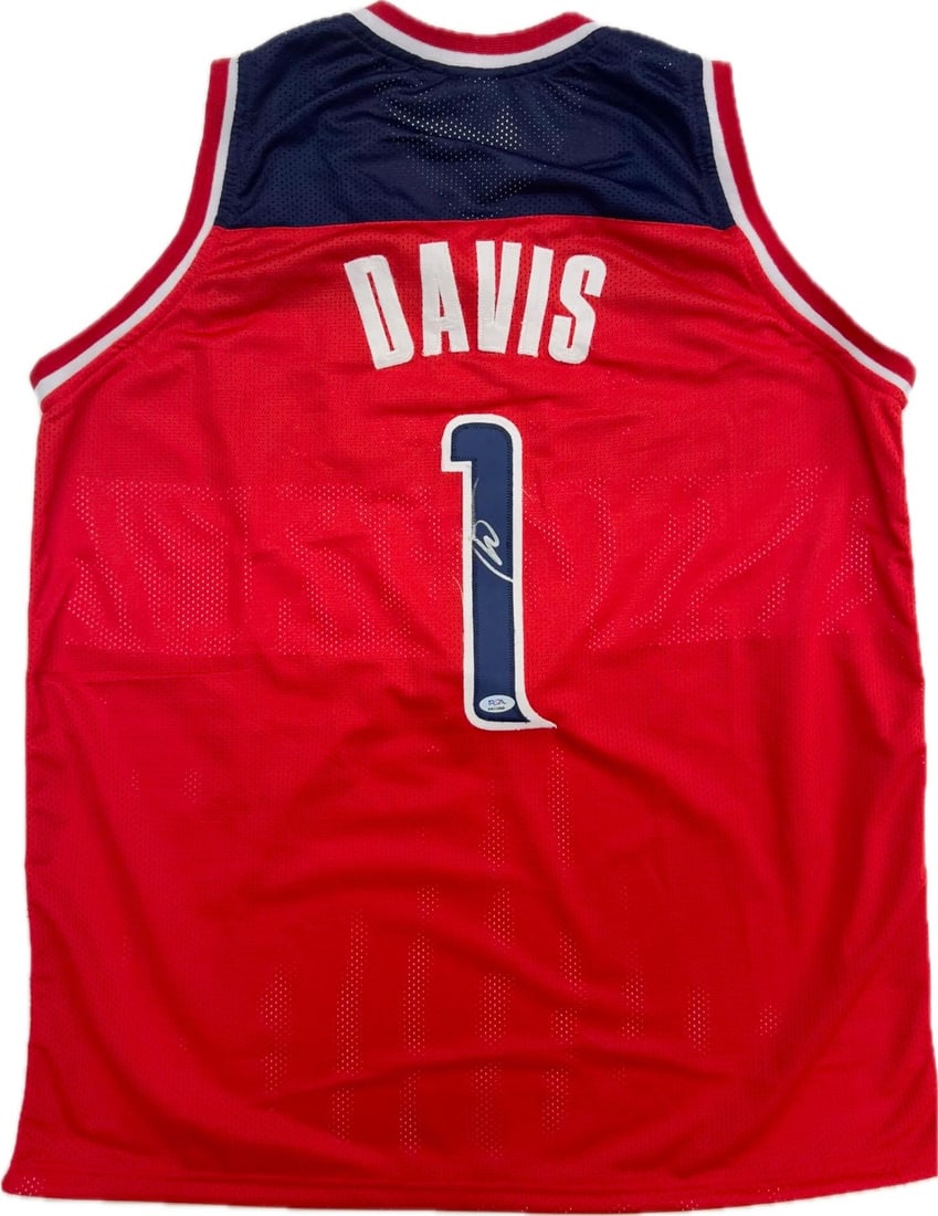 Johnny Davis Autographed Jersey PSA/DNA Washington Wizards Collectible: Johnny Davis Autographed Jersey PSA/DNA Washington Wizards Collectible This original stitched jersey is autographed by Johnny Davis, a notable player for the Washington Wizards. The signature has been
