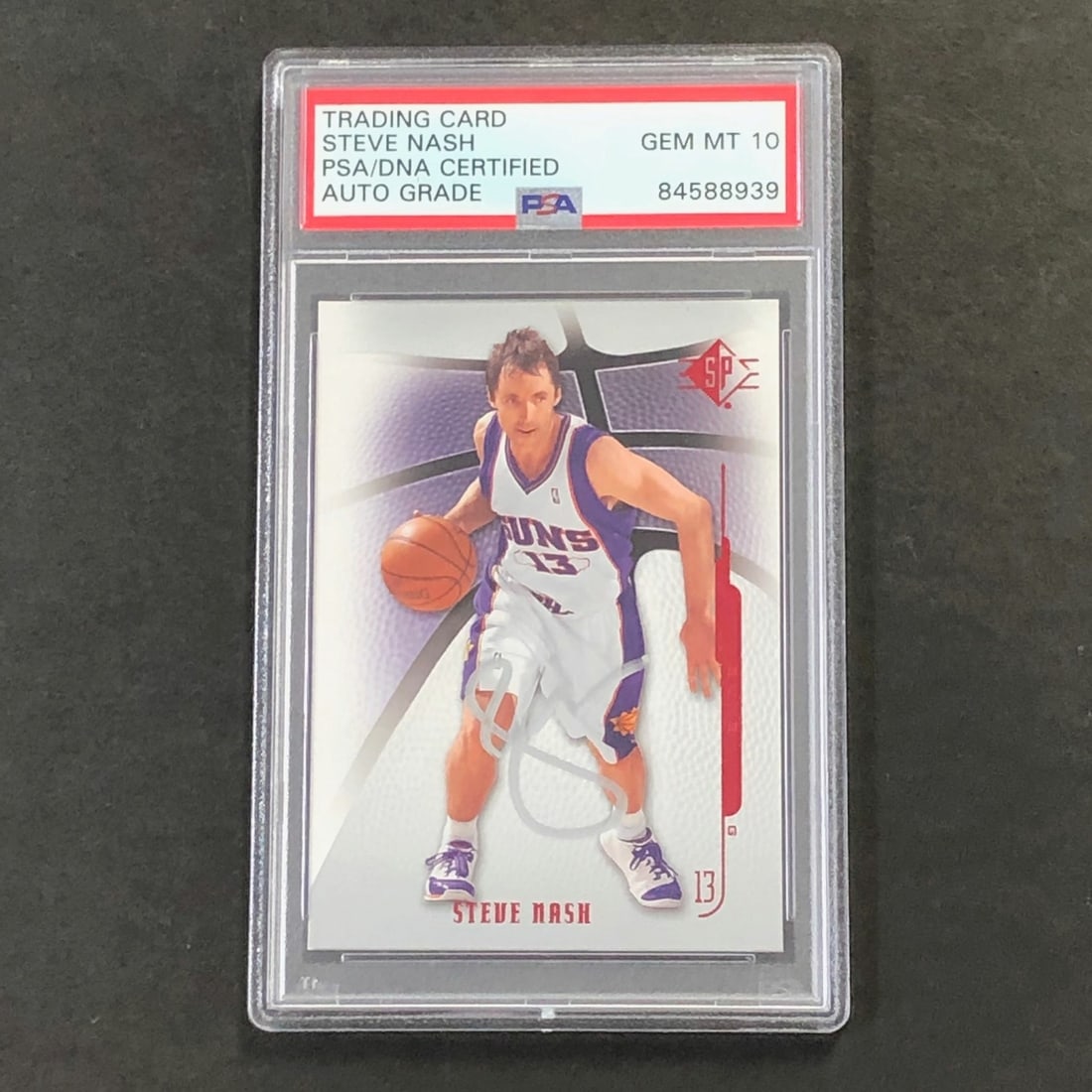 2008-09 SP Authentic Steve Nash Signed Card Auto 10 PSA Suns: 2008-09 SP Authentic Steve Nash Signed Card Auto 10 PSA Suns This 2008-09 SP Authentic #75 basketball card features the signature of the legendary Steve Nash, a prominent player for the Phoenix Suns. 