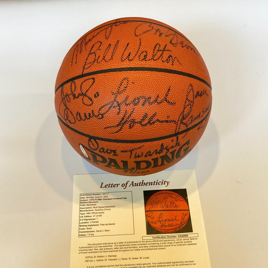 1976-77 Portland Trail Blazers Team Signed Basketball JSA COA: 1976-77 Portland Trail Blazers Team Signed Basketball JSA COA Celebrate the legacy of the 1976-77 Portland Trail Blazers with this authentic team signed basketball. This remarkable piece features the 