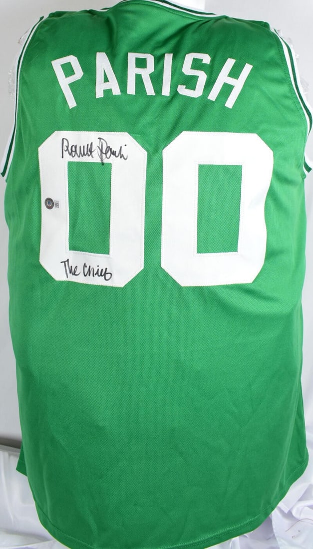 Boston Celtics Robert Parish autographed green pro style jersey Beckett W holo (1 of 3)