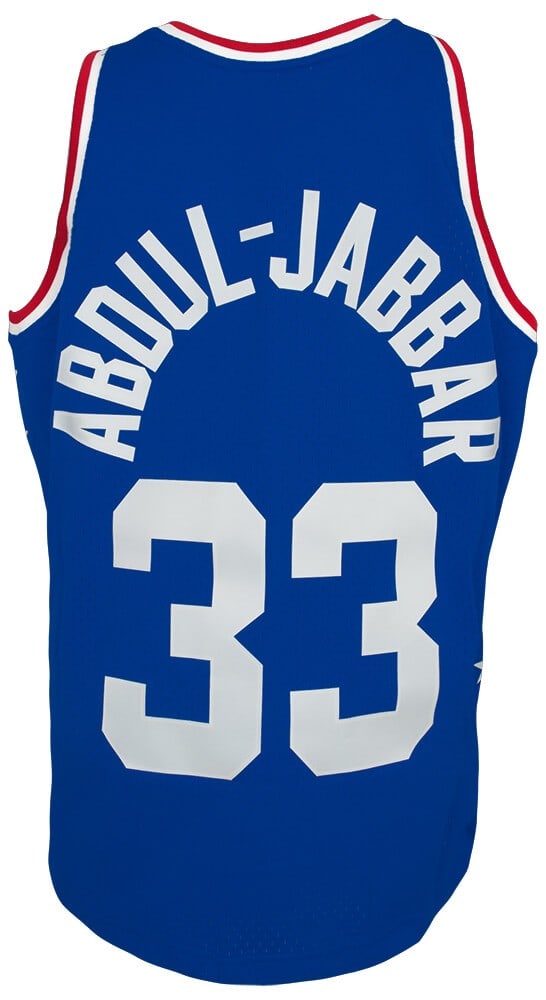 Kareem Abdul-Jabbar 1985 NBA All Star Blue Swingman Jersey XXL: Kareem Abdul-Jabbar 1985 NBA All Star Blue Swingman Jersey XXL Celebrate basketball history with this authentic 1985 NBA All-Star Game blue Mitchell & Ness swingman jersey featuring legendary player K