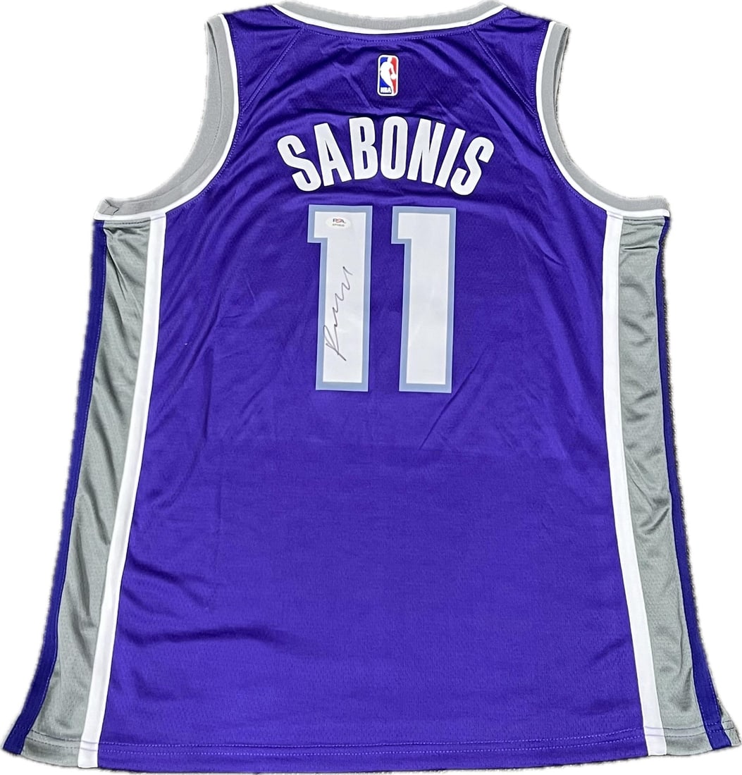 Domantas Sabonis Autographed Jersey PSA/DNA Sacramento Kings Collectible: Domantas Sabonis Autographed Jersey PSA/DNA Sacramento Kings Collectible This is a pre-owned jersey autographed by Domantas Sabonis, a prominent player for the Sacramento Kings. The authenticity of th