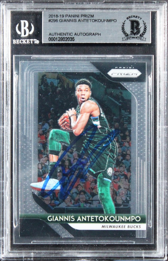 Beckett slabbed Giannis Antetokounmpo signed 2018 Panini Prizm #296 card (1 of 2)
