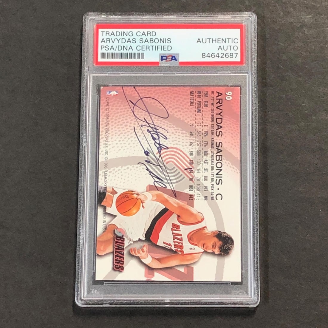 1996-97 Fleer #90 Arvydas Sabonis Signed Card PSA Authenticated Trail Blazers (1 of 2)