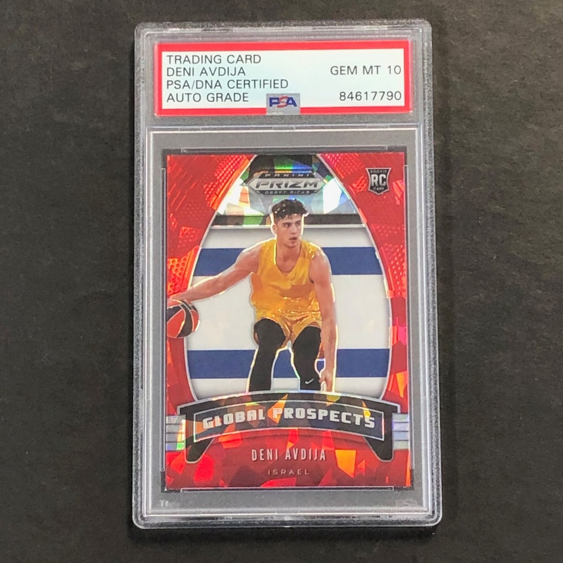 2020-21 Panini Draft Picks Deni Avdija Signed AUTO PSA/DNA Certified #100 (1 of 2)