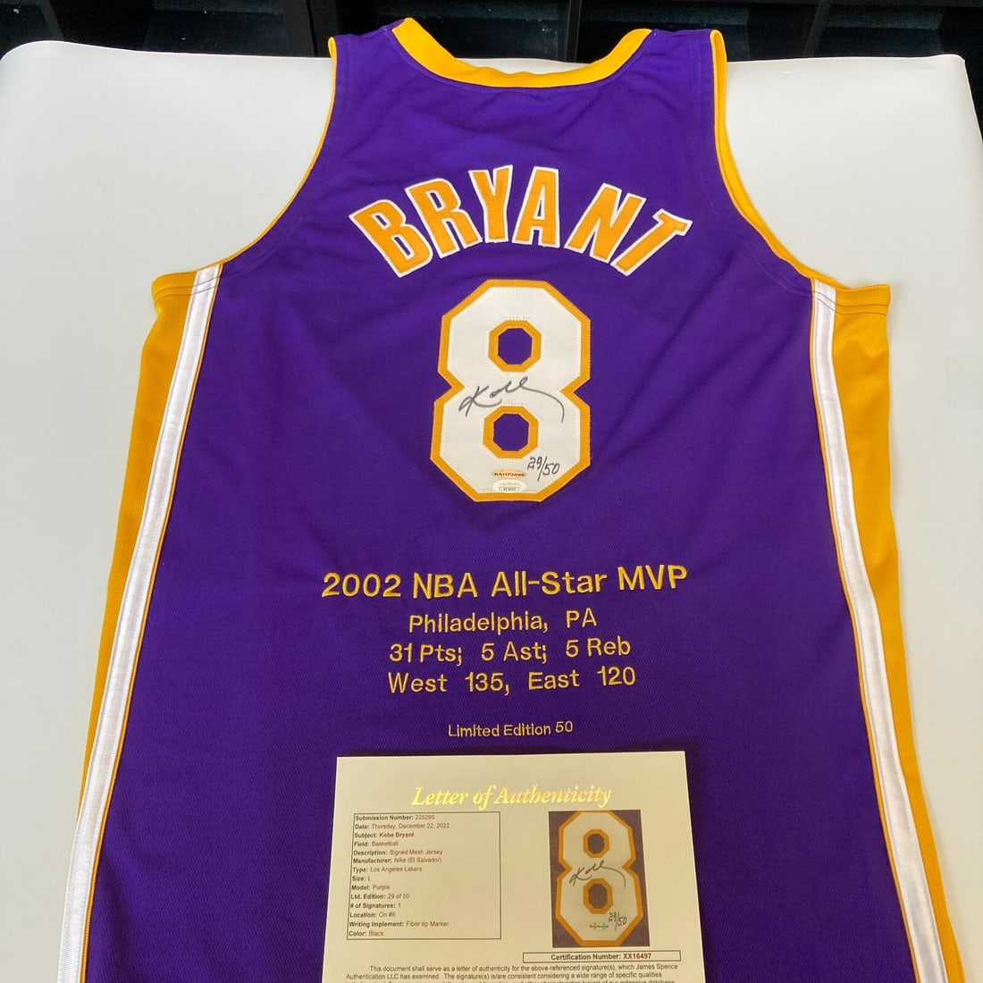 Kobe Bryant Signed 1999 Lakers Jersey with JSA & UDA COA Limited Edition #29/50: Kobe Bryant Signed 1999 Lakers Jersey with JSA & UDA COA Limited Edition #29/50 Celebrate the legacy of Hall of Famer Kobe Bryant with this authentic signed 1999 Los Angeles Lakers game-issued jersey.