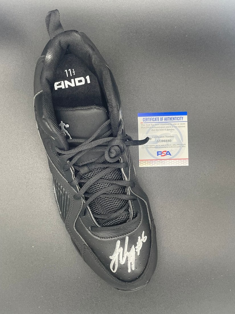 Jalen McDaniels Autographed Shoe PSA/DNA Certified Basketball Collectible: Jalen McDaniels Autographed Shoe PSA/DNA Certified Basketball Collectible This item is a pre-owned basketball shoe autographed by Jalen McDaniels, guaranteed to be authentic with PSA/DNA certification