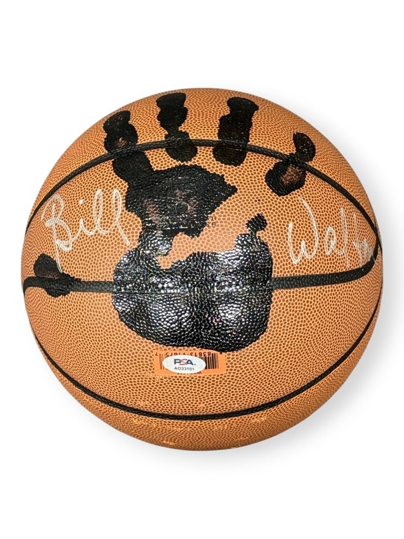 Basketball Signed by Bill Walton With Handprint Stand and PSA Authentication: Basketball Signed by Bill Walton With Handprint Stand and PSA Authentication This pre-owned basketball is autographed by Bill Walton and features his actual hand print. It comes with a custom stand de