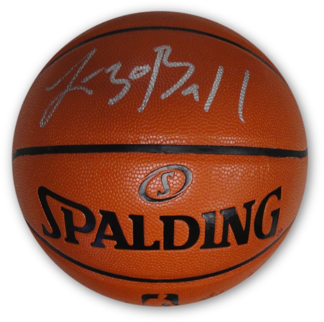 Spalding Basketball Signed by Lonzo Ball Beckett Authenticated Lakers: Spalding Basketball Signed by Lonzo Ball Beckett Authenticated Lakers This is an original Spalding Game Ball Series basketball hand signed by Lonzo Ball of the Los Angeles Lakers. The autograph has be