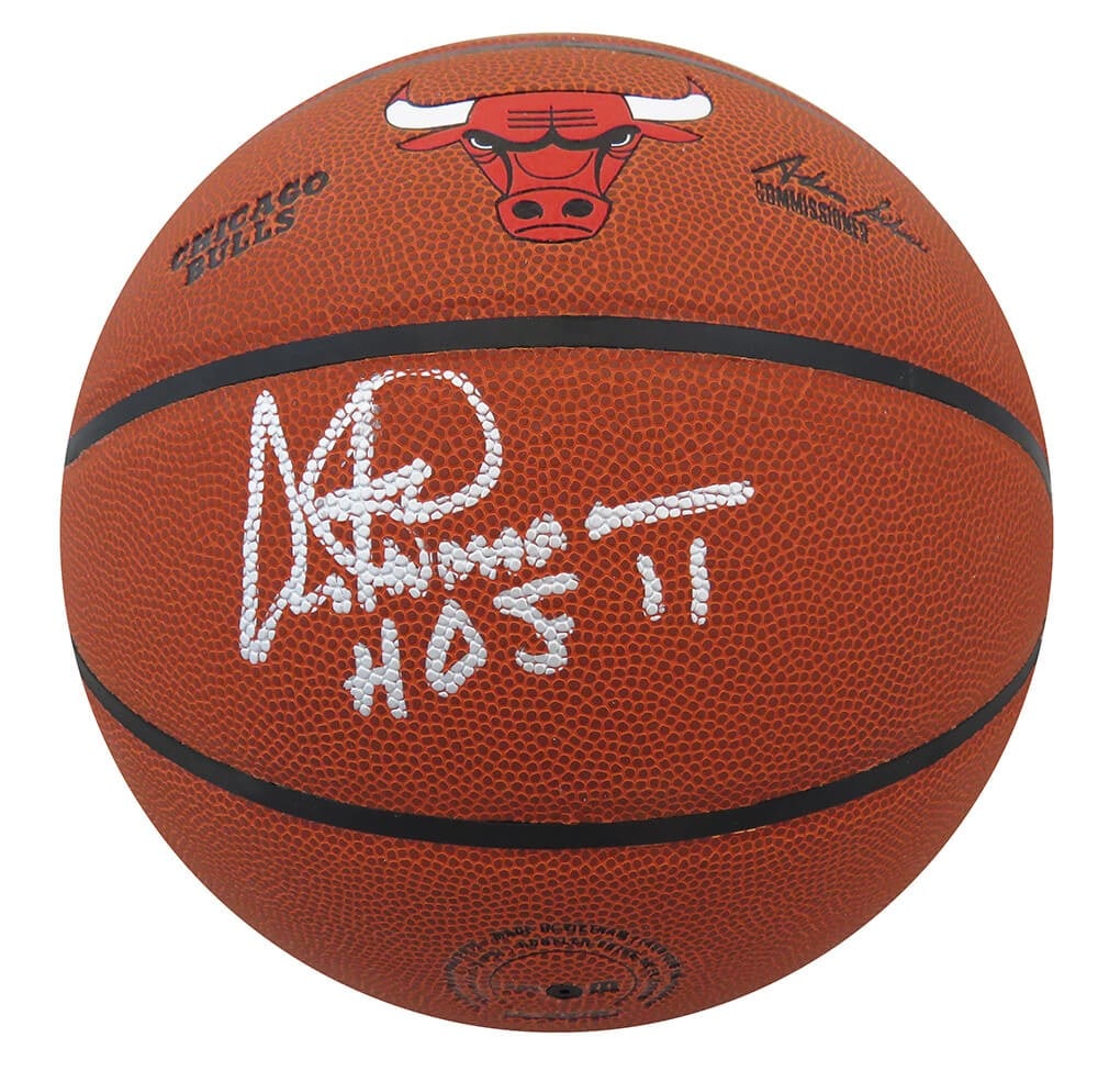 Artis Gilmore Signed Chicago Bulls Basketball HOF 11 with COA (1 of 1)
