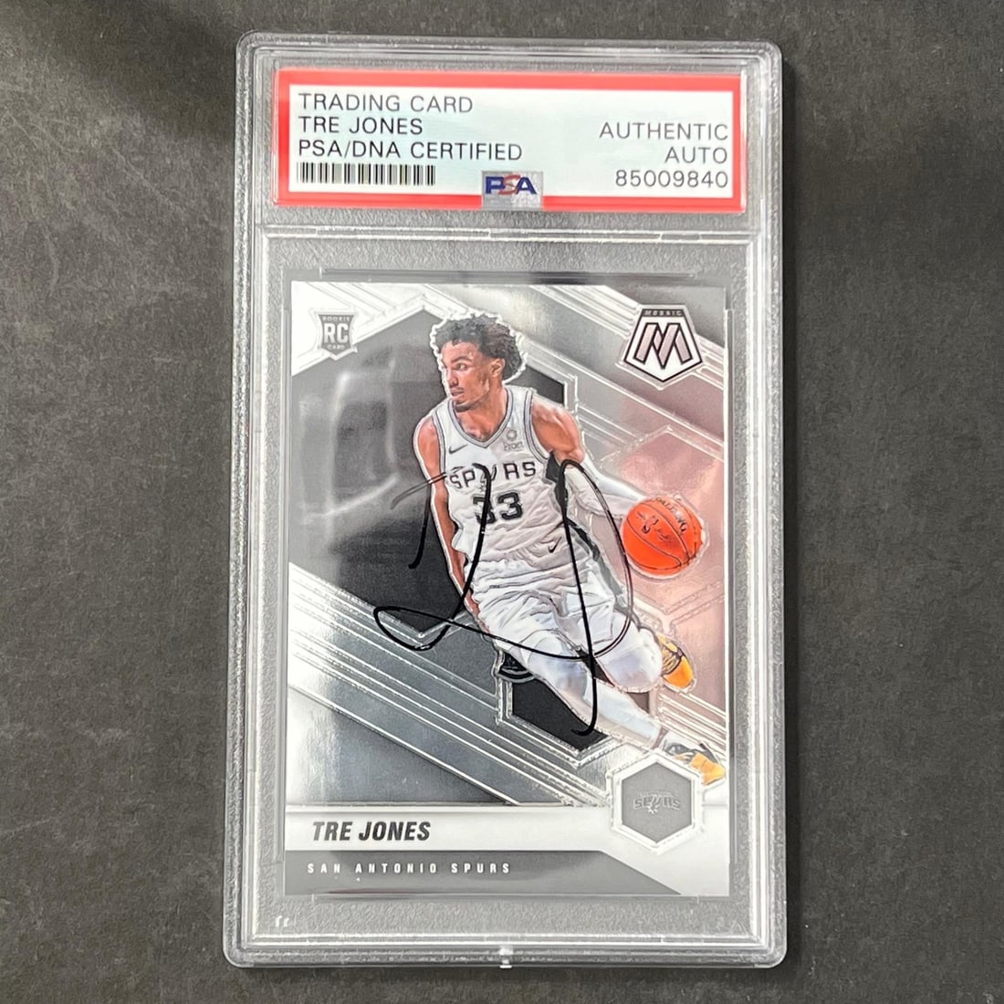 2020-21 Mosaic Tre Jones Signed Rookie Card PSA/DNA Authenticated (1 of 1)