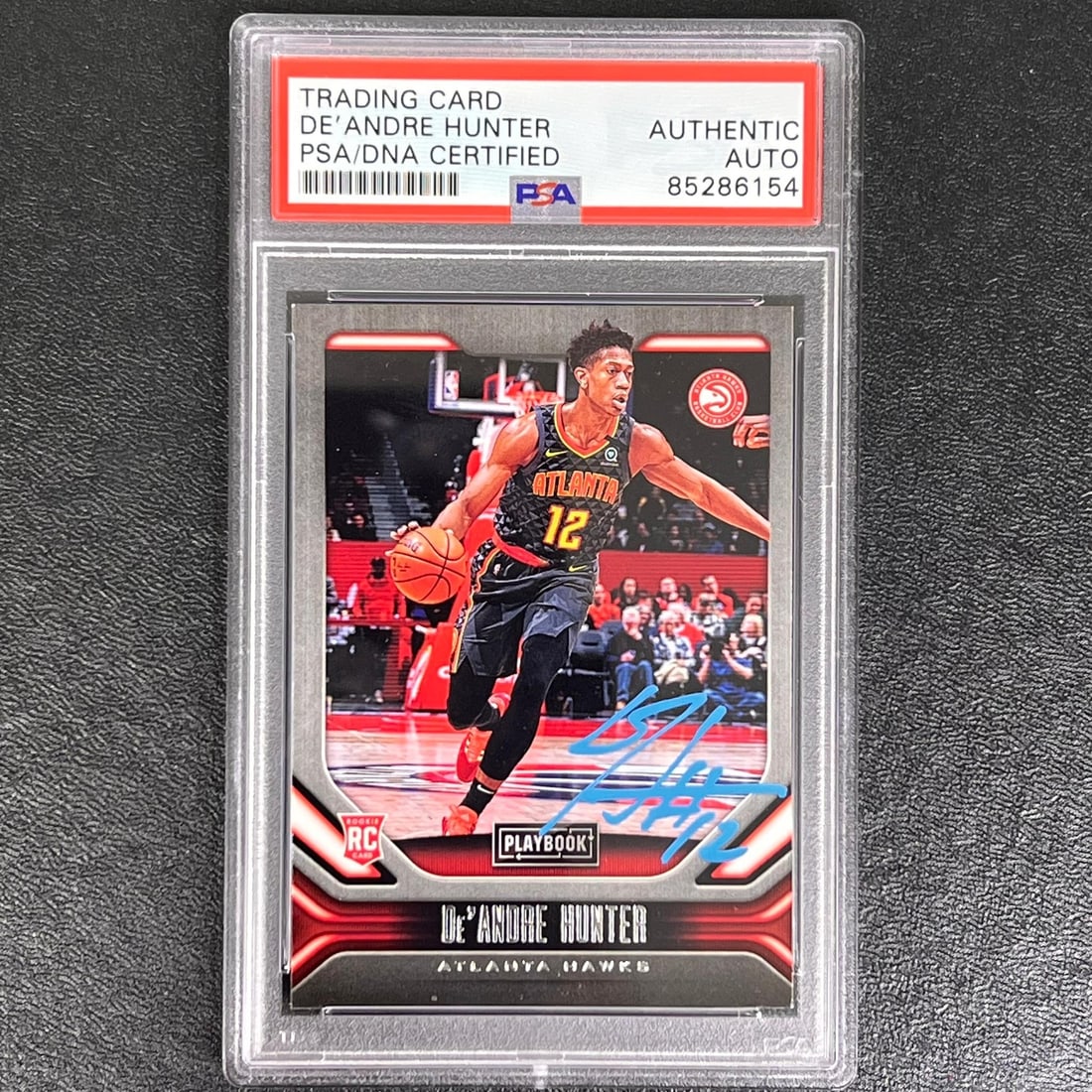 2019-20 Panini Chronicles Playbook De'Andre Hunter Signed Card PSA/DNA: 2019-20 Panini Chronicles Playbook De'Andre Hunter Signed Card PSA/DNA This listing features a 2019-20 Panini Chronicles Playbook #182 card signed by De'Andre Hunter, a standout player for the Atlanta