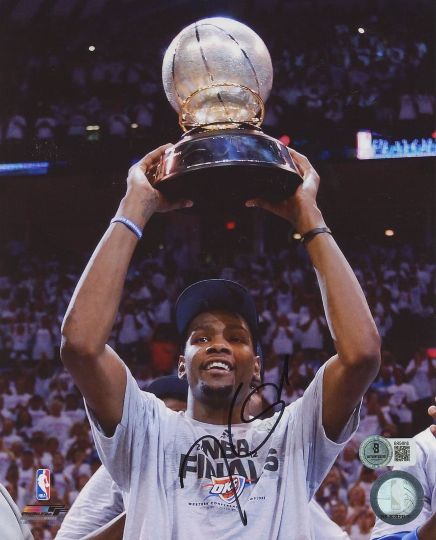 Kevin Durant Signed 8x10 Photo Oklahoma City Thunder BAS Authentication: Kevin Durant Signed 8x10 Photo Oklahoma City Thunder BAS Authentication This authentic 8x10 photo features Kevin Durant, a prominent player of the Oklahoma City Thunder, personally signed for your col