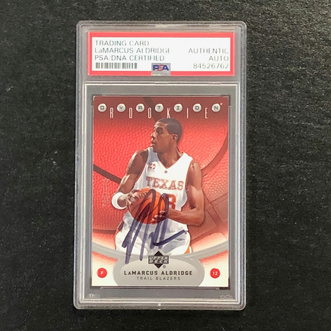 2006-07 Upper Deck Ovation LaMarcus Aldridge Signed PSA/DNA Certified RC (1 of 2)