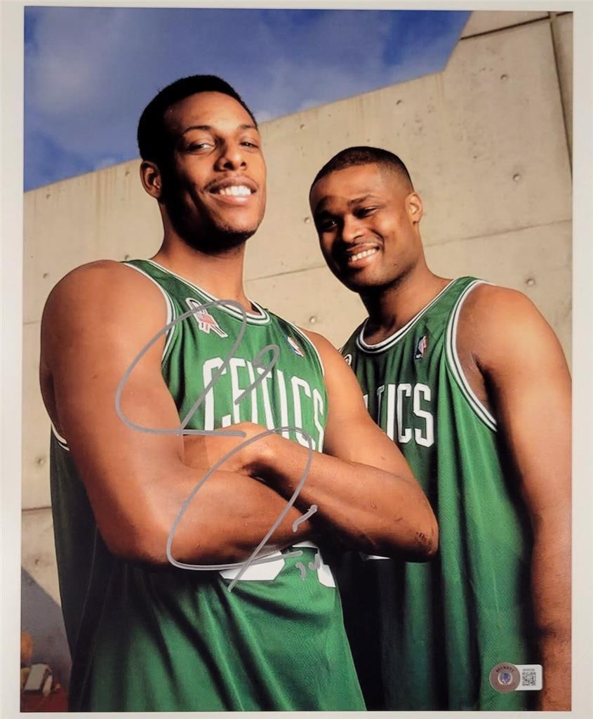 Paul Pierce Autographed Boston Celtics 11x14 Photo Beckett BAS: Paul Pierce Autographed Boston Celtics 11x14 Photo Beckett BAS This is an original 11x14 photograph of Paul Pierce, a celebrated player of the Boston Celtics, featuring his autograph. The signature ha