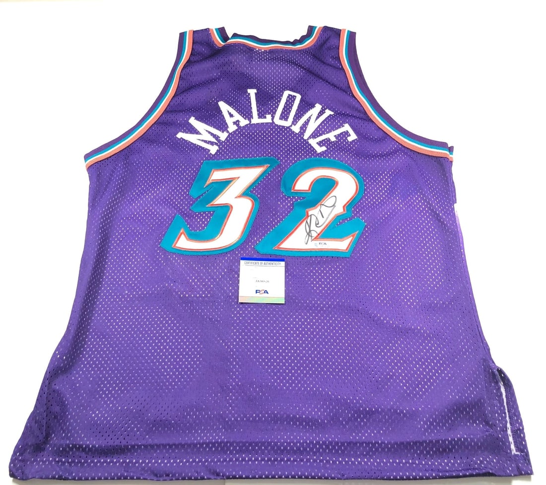 KARL MALONE Utah Jazz Signed Jersey PSA/DNA Authentic Autograph: KARL MALONE Utah Jazz Signed Jersey PSA/DNA Authentic Autograph This original stitched jersey features the autograph of basketball legend Karl Malone, who is famously known for his time with the Utah 