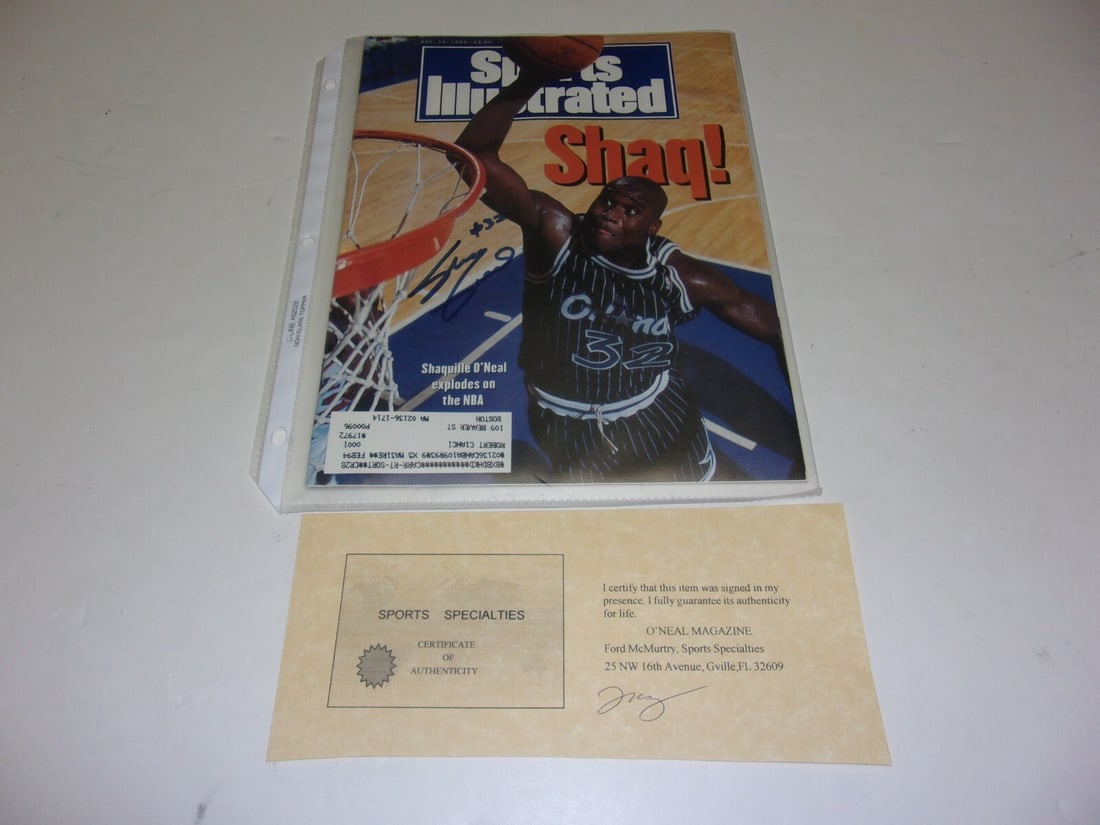 Signed Sports Illustrated Magazine Shaquille O'Neal With COA Lakers Magic: Signed Sports Illustrated Magazine Shaquille O'Neal With COA Lakers Magic This pre-owned Sports Illustrated magazine features Shaquille O'Neal and is signed, accompanied by a certificate of authentici