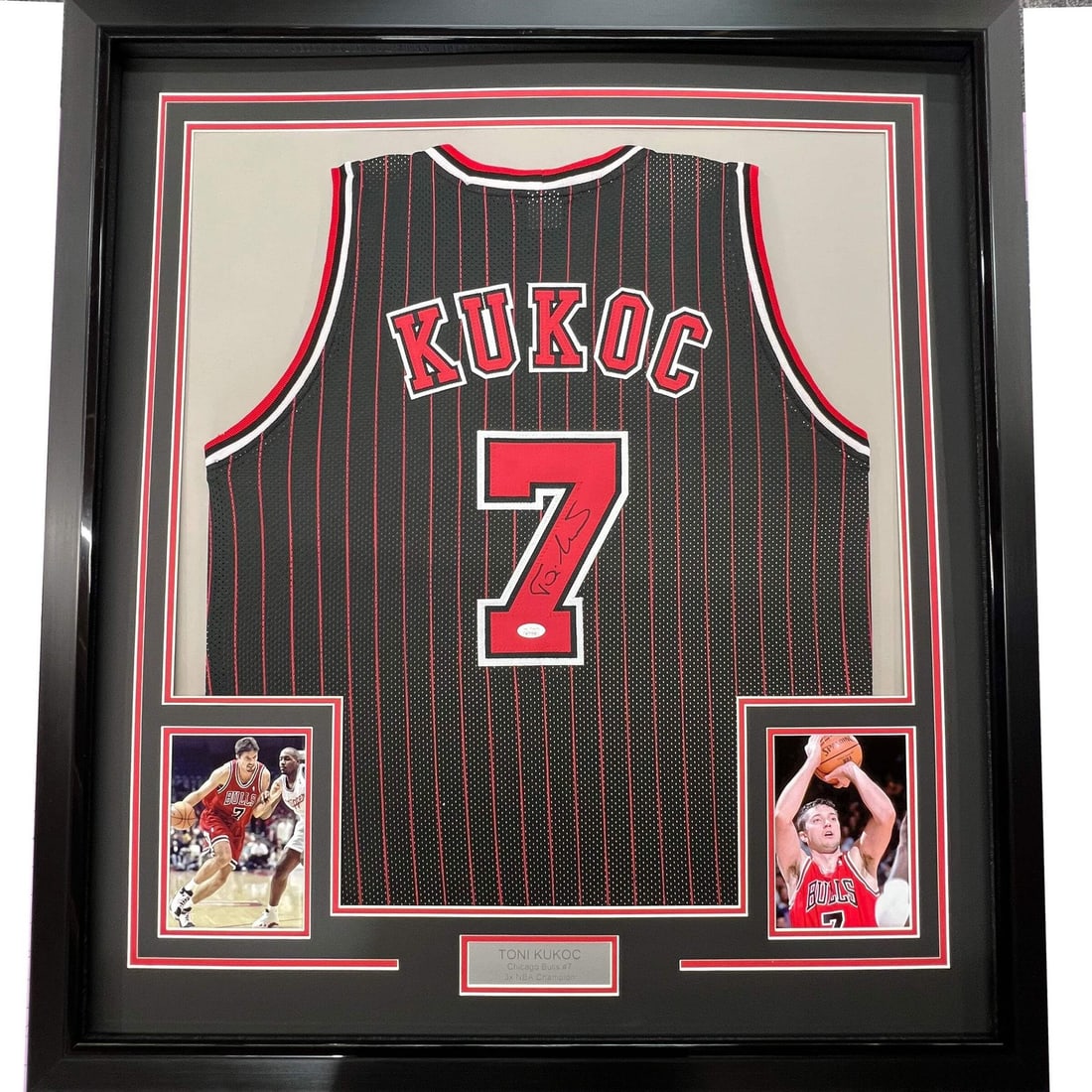 Toni Kukoc signed Chicago Bulls framed jersey with Beckett COA 33x42 (1 of 2)