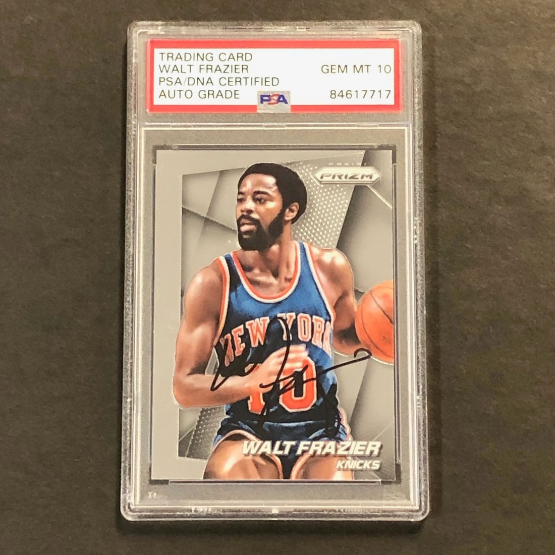 2014-15 Panini Prizm #210 Walt Frazier Signed Card PSA/DNA Authenticated (1 of 2)