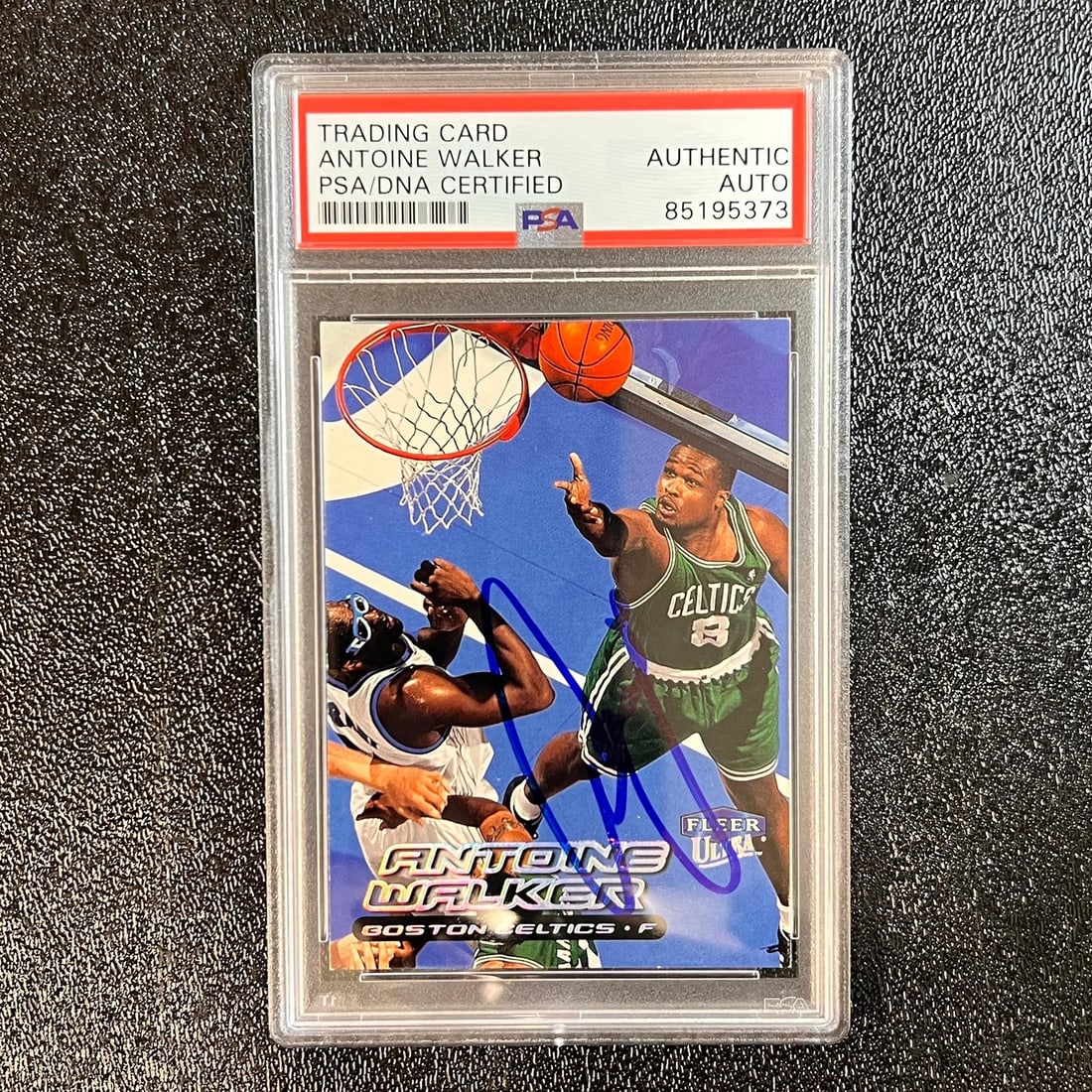 1999-00 Fleer Ultra Antoine Walker Signed Card PSA/DNA Boston Celtics: 1999-00 Fleer Ultra Antoine Walker Signed Card PSA/DNA Boston Celtics This is a 1999-00 Fleer Ultra #115 trading card featuring a signature from Antoine Walker, a prominent player for the Boston Celti
