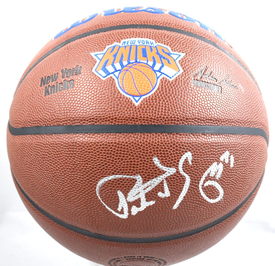 Signed Wilson NBA Basketball Patrick Ewing New York Knicks Beckett Holo: Signed Wilson NBA Basketball Patrick Ewing New York Knicks Beckett Holo This Wilson NBA Logo basketball features the signature of Patrick Ewing and represents the New York Knicks. The ball is an origi