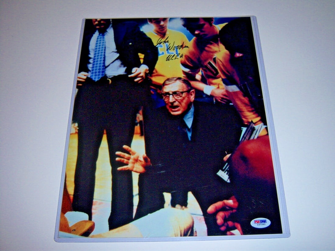 John Wooden Autographed 11x14 UCLA Basketball Photo with JSA COA (1 of 1)