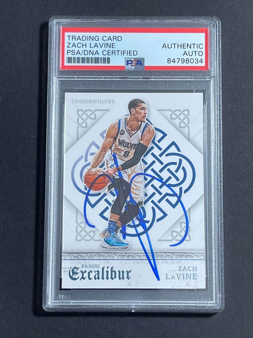 2015-16 Panini Excalibur Zach LaVine Signed Card PSA Slabbed Timberwolves (1 of 2)