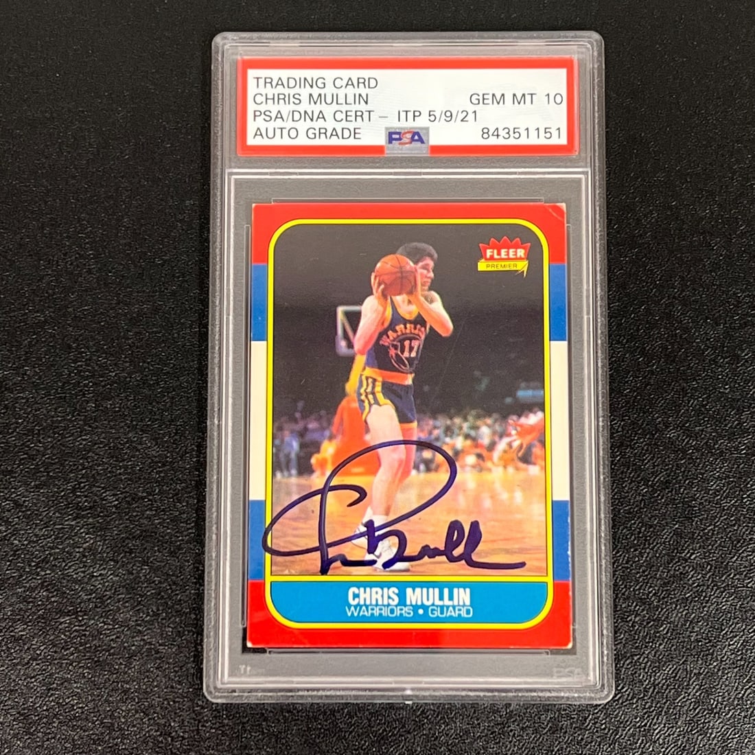 1986 Fleer Premier Chris Mullin Signed Rookie Card PSA/DNA Authenticated (1 of 2)