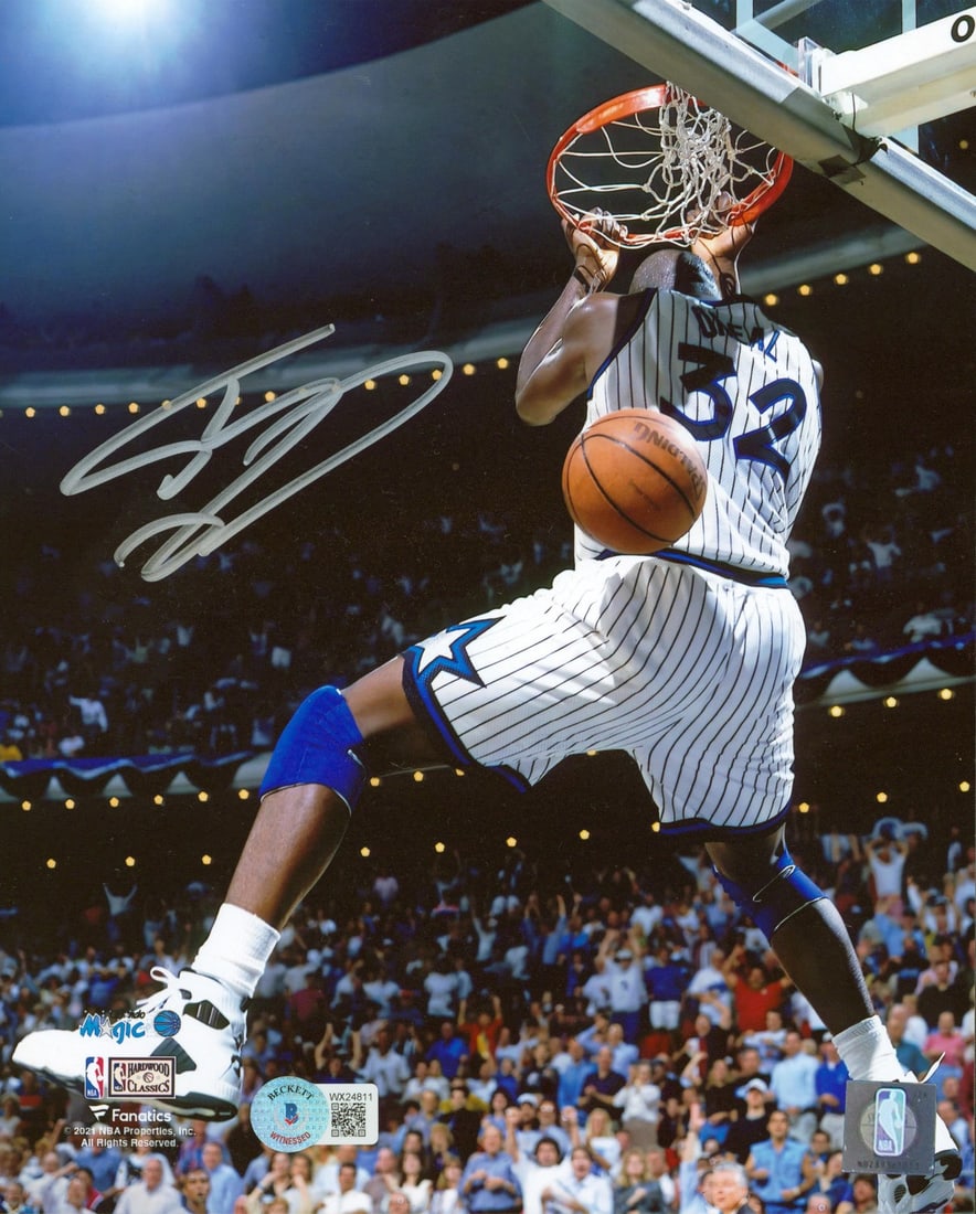 Shaquille O'Neal Signed 8x10 Vertical Dunk Photo Orlando Magic BAS Authenticated: Shaquille O'Neal Signed 8x10 Vertical Dunk Photo Orlando Magic BAS Authenticated This is an original autographed 8x10 vertical dunk photo of Shaquille O'Neal, showcasing his outstanding performance wi