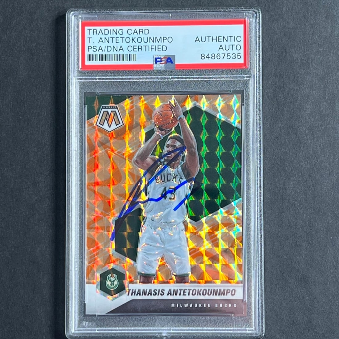 2020-21 Panini Mosaic #167 Thanasis Antetokounmpo Signed PSA/DNA Card (1 of 2)