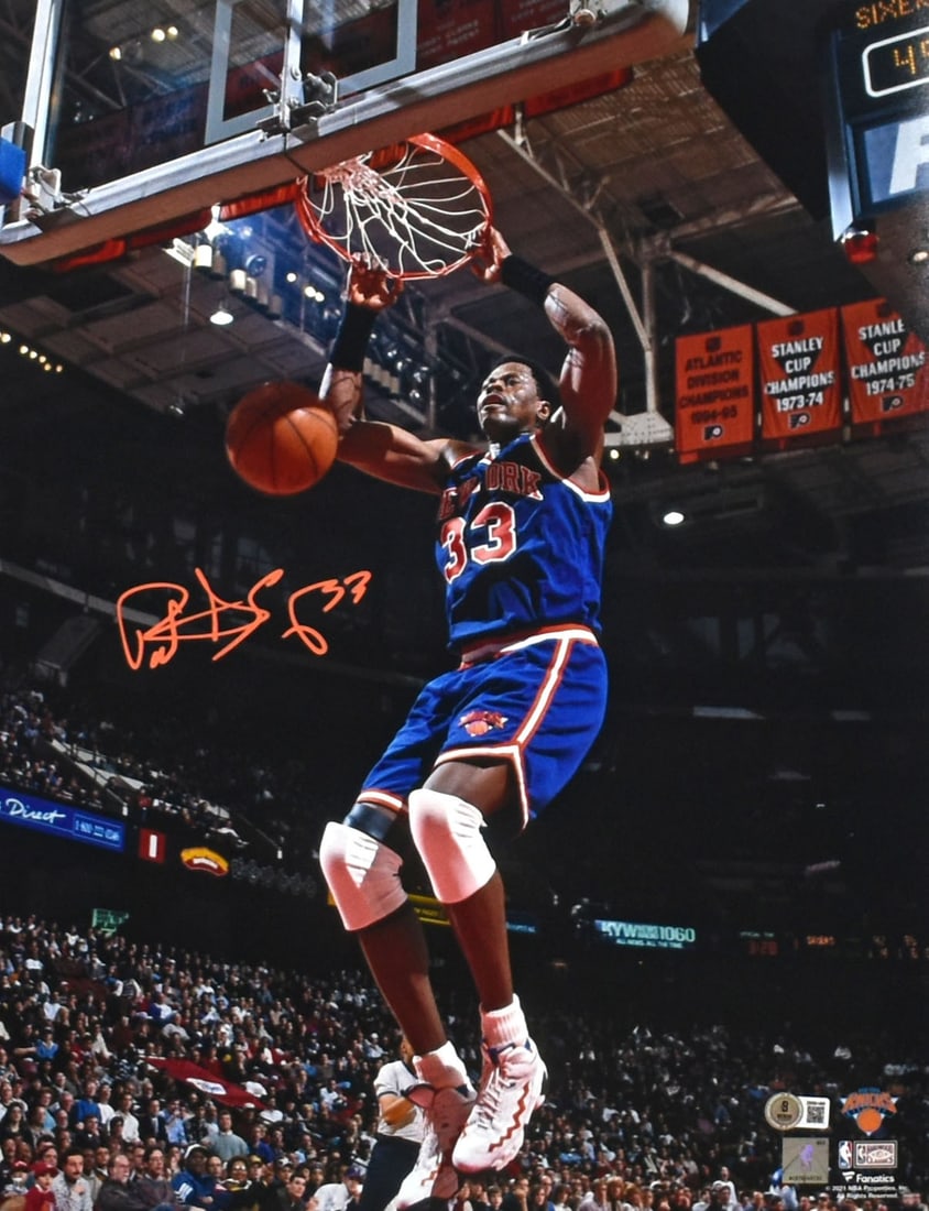 Signed Patrick Ewing Knicks 16x20 Dunk Photo Beckett Hologram: Signed Patrick Ewing Knicks 16x20 Dunk Photo Beckett Hologram This is a pre-owned 16x20 photo featuring Patrick Ewing of the New York Knicks, autographed by Ewing. The item includes a Beckett W hologr