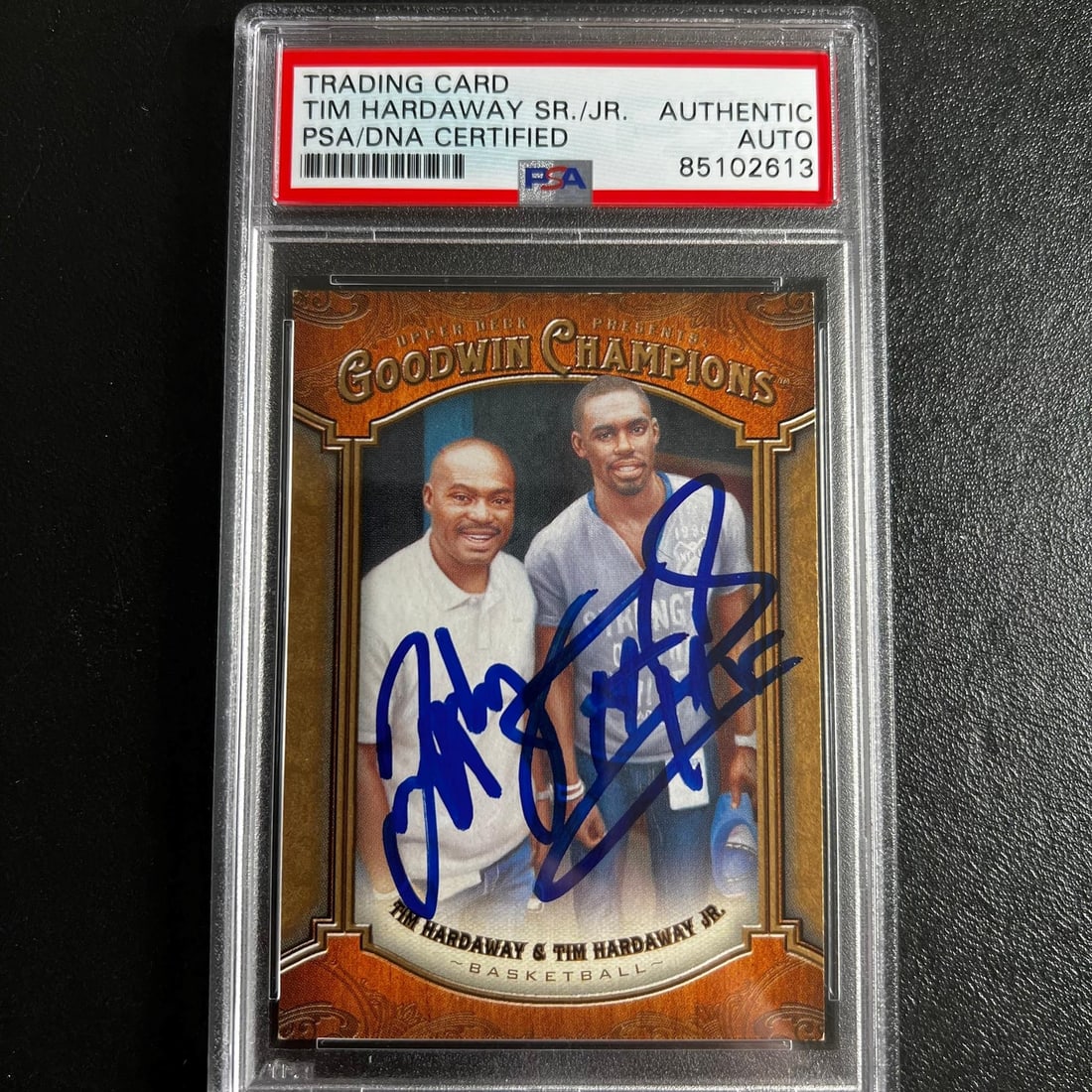 2014 Upperdeck #61 Tim Hardaway Sr Jr Dual Signed Card PSA Authenticated Hawks: 2014 Upperdeck #61 Tim Hardaway Sr Jr Dual Signed Card PSA Authenticated Hawks This is a 2014 Upperdeck #61 trading card featuring the signatures of both Tim Hardaway Sr. and Tim Hardaway Jr., who are