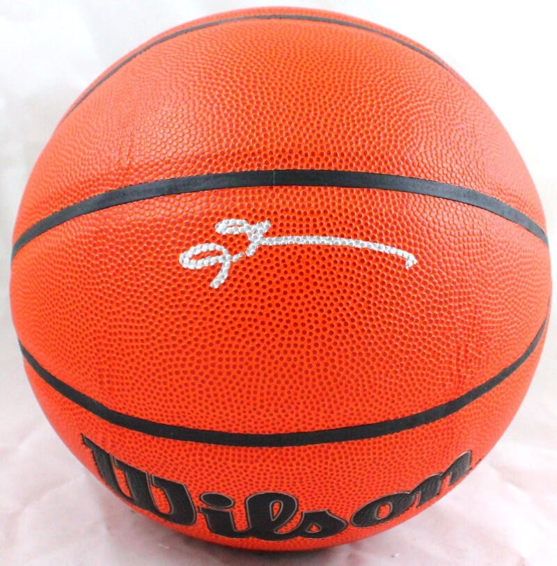 Allen Iverson signed Wilson NBA basketball Beckett authenticated silver: Allen Iverson signed Wilson NBA basketball Beckett authenticated silver This official NBA Wilson basketball features the autograph of Allen Iverson. The item is authenticated by Beckett and originates