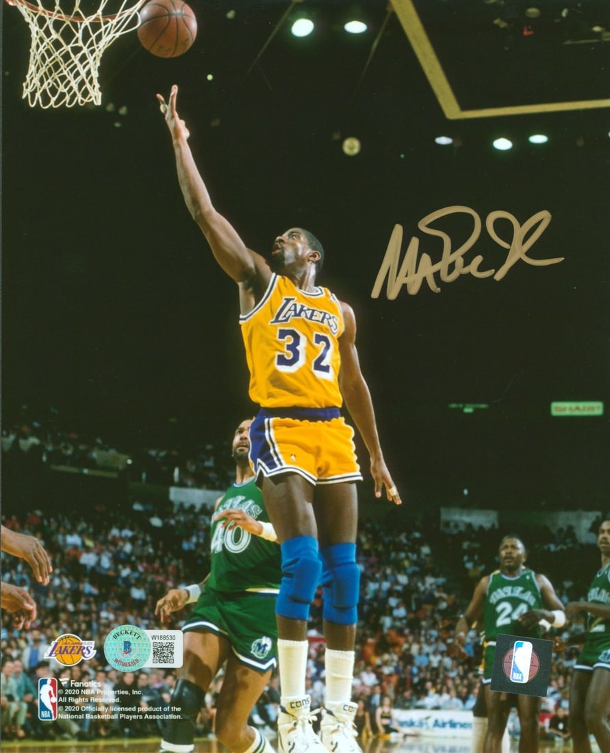 Magic Johnson Signed 8x10 Photo Lakers Vs Mavericks Beckett Authenticated (1 of 1)