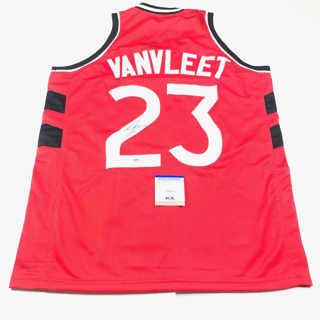 Autographed Fred VanVleet Toronto Raptors stitched jersey PSA DNA: Autographed Fred VanVleet Toronto Raptors stitched jersey PSA DNA This is a pre-owned stitched jersey autographed by Fred VanVleet of the Toronto Raptors, 2019 NBA Champion. The autograph has been aut