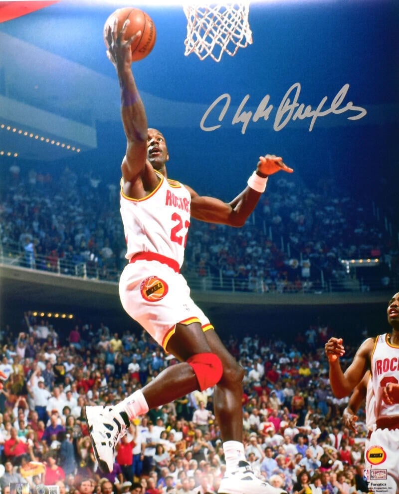 Clyde Drexler signed Houston Rockets 16x20 layup photo Beckett hologram (1 of 11)