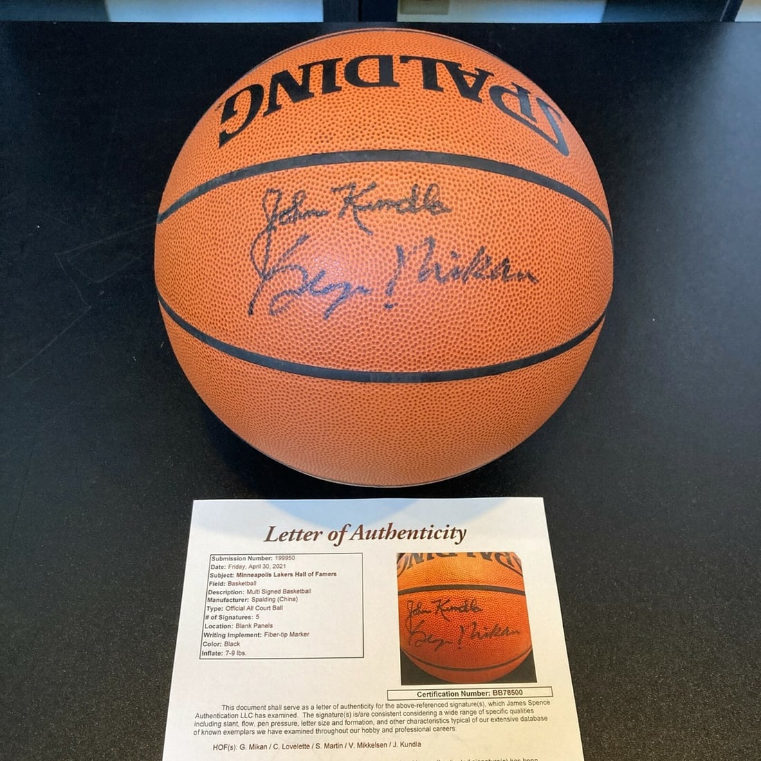 Signed 1952 Spalding NBA basketball Lakers JSA COA George Mikan: Signed 1952 Spalding NBA basketball Lakers JSA COA George Mikan This Spalding NBA basketball is signed by the 1952 Los Angeles Lakers NBA Championship team, including George Mikan. The basketball come