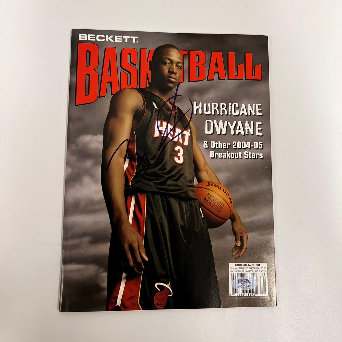 Dwyane Wade Autographed Beckett Magazine PSA Authentic Miami Heat: Dwyane Wade Autographed Beckett Magazine PSA Authentic Miami Heat This is an original Beckett Magazine featuring the autograph of Dwyane Wade, a standout player for the Miami Heat. The signature has b