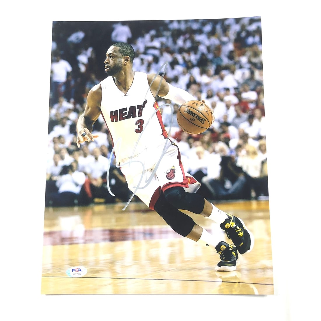 Dwyane Wade Autographed 11x14 Photo PSA/DNA Miami Heat: Dwyane Wade Autographed 11x14 Photo PSA/DNA Miami Heat This is a professionally printed 11x14 photograph featuring Dwyane Wade, the iconic player known for his time with the Miami Heat. The photograph
